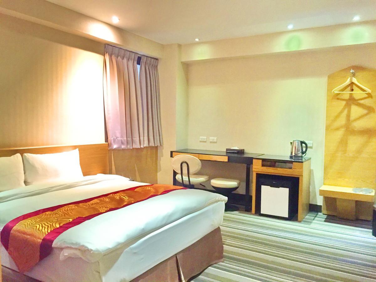 Country Garden Hotel Chiayi Exterior foto
