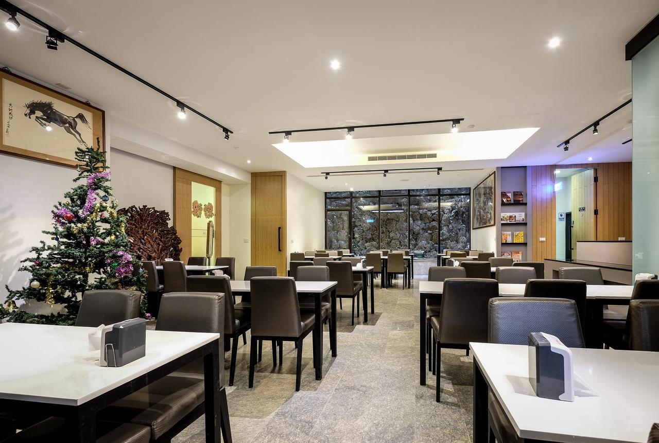 Country Garden Hotel Chiayi Exterior foto