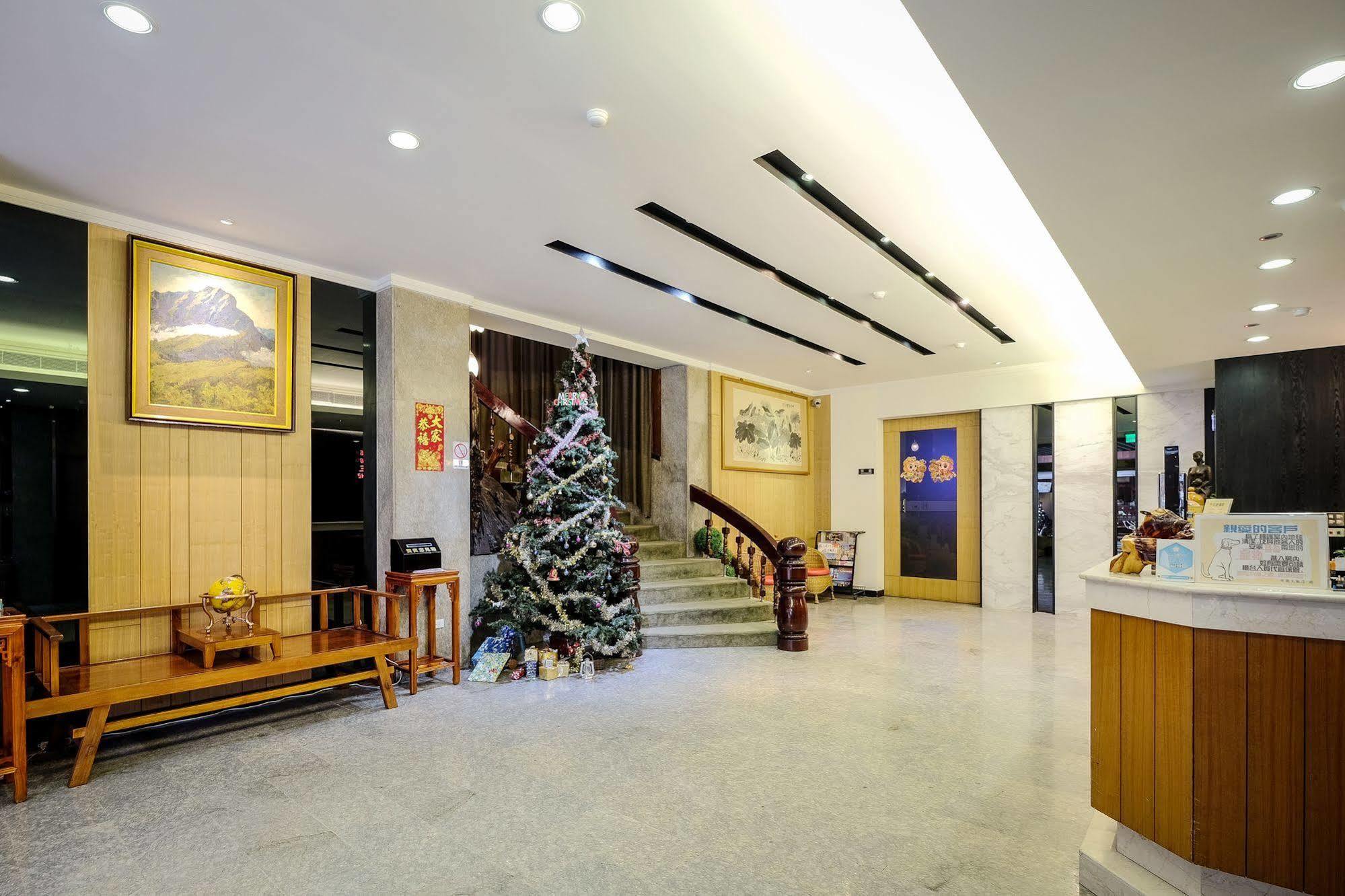 Country Garden Hotel Chiayi Exterior foto